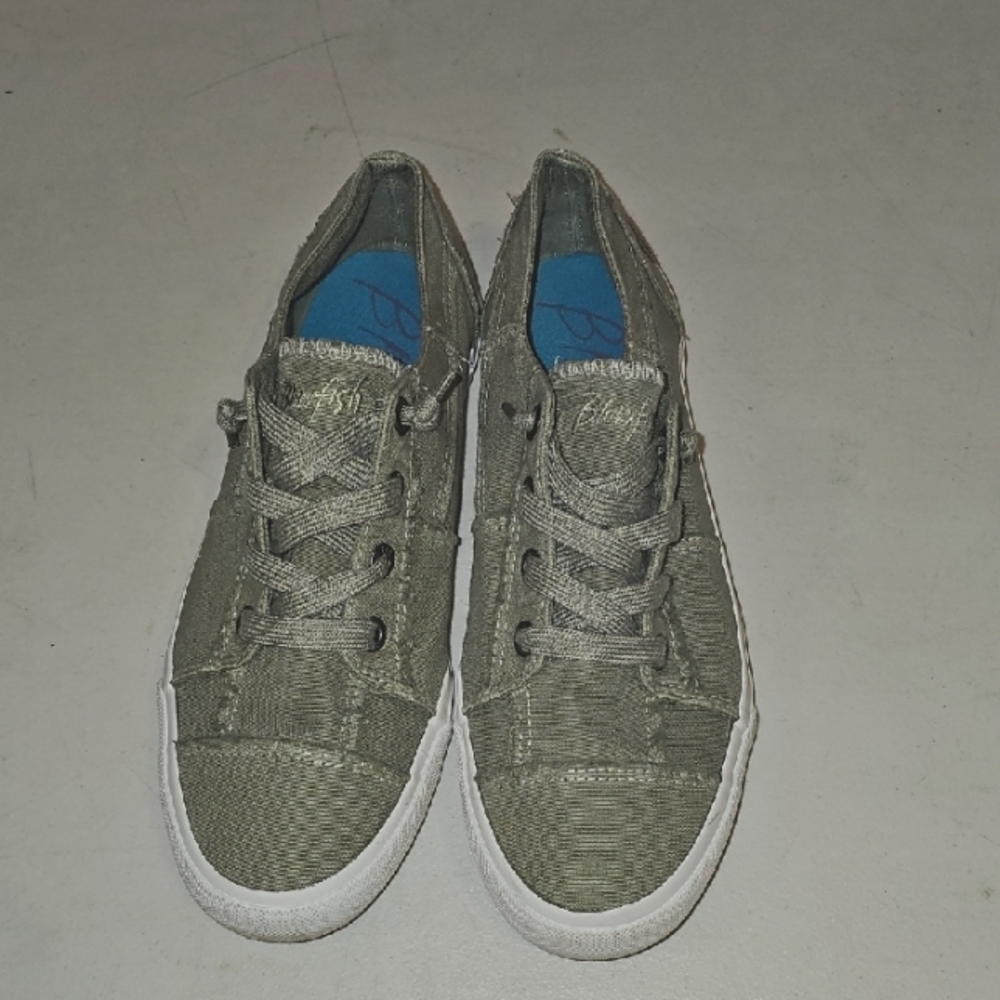 Blowfish Malibu Sz 10 Green Flats. Super Cute Womens